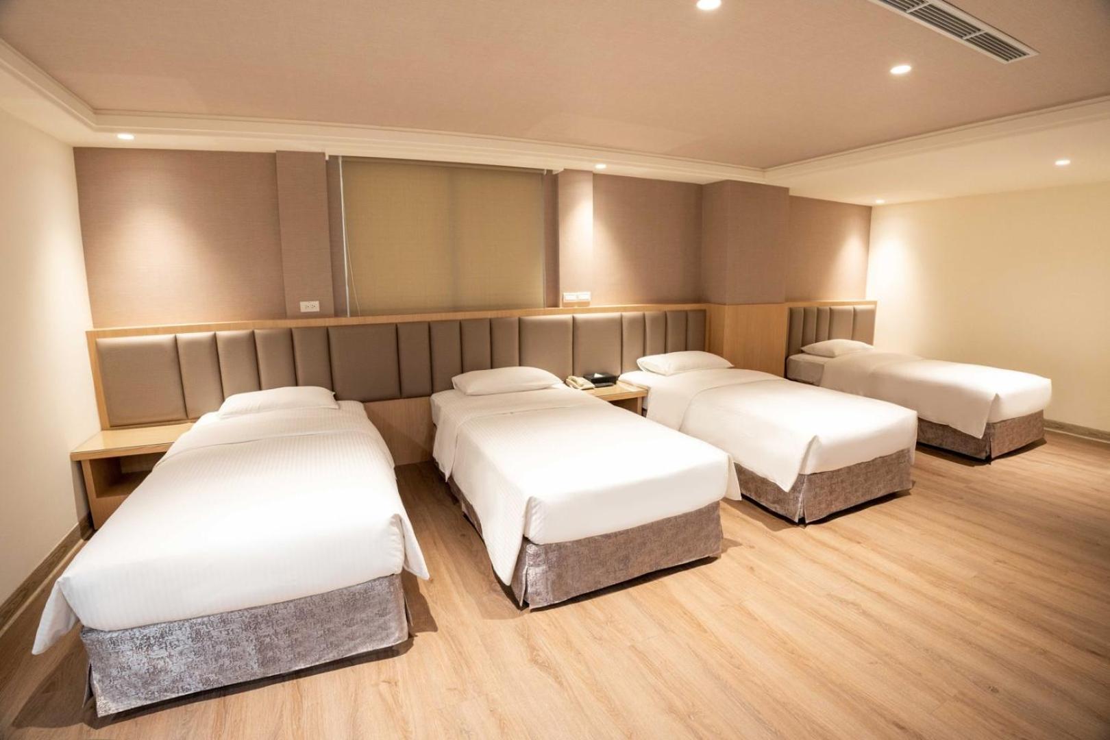 เดอะ ยัง โฮเทล  Hotel จูเป่ย ภายนอก รูปภาพ