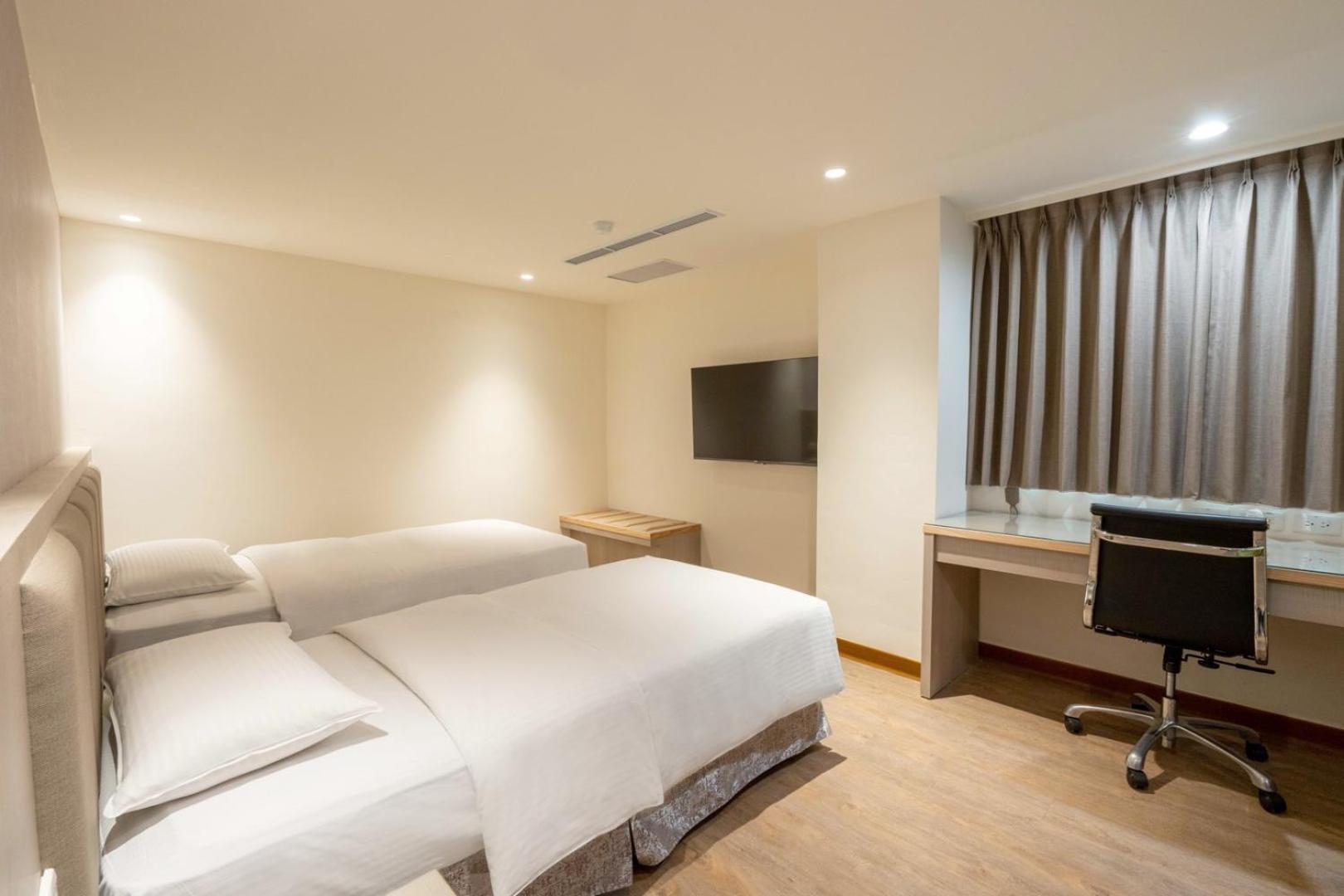 เดอะ ยัง โฮเทล  Hotel จูเป่ย ภายนอก รูปภาพ